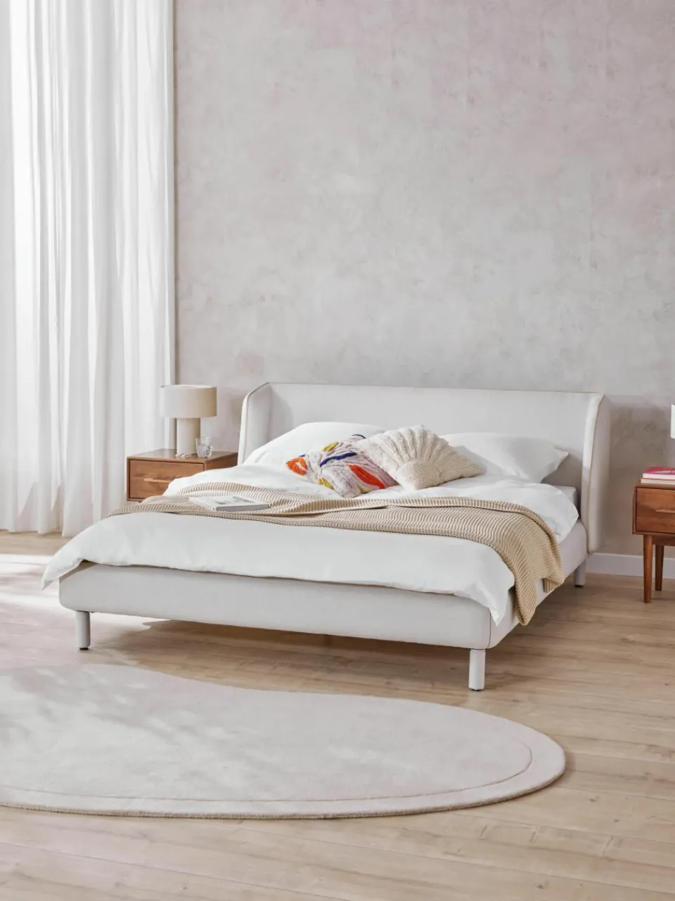 Gestoffeerd bed Luma met hoofdeinde^Westwing Collection Hot
