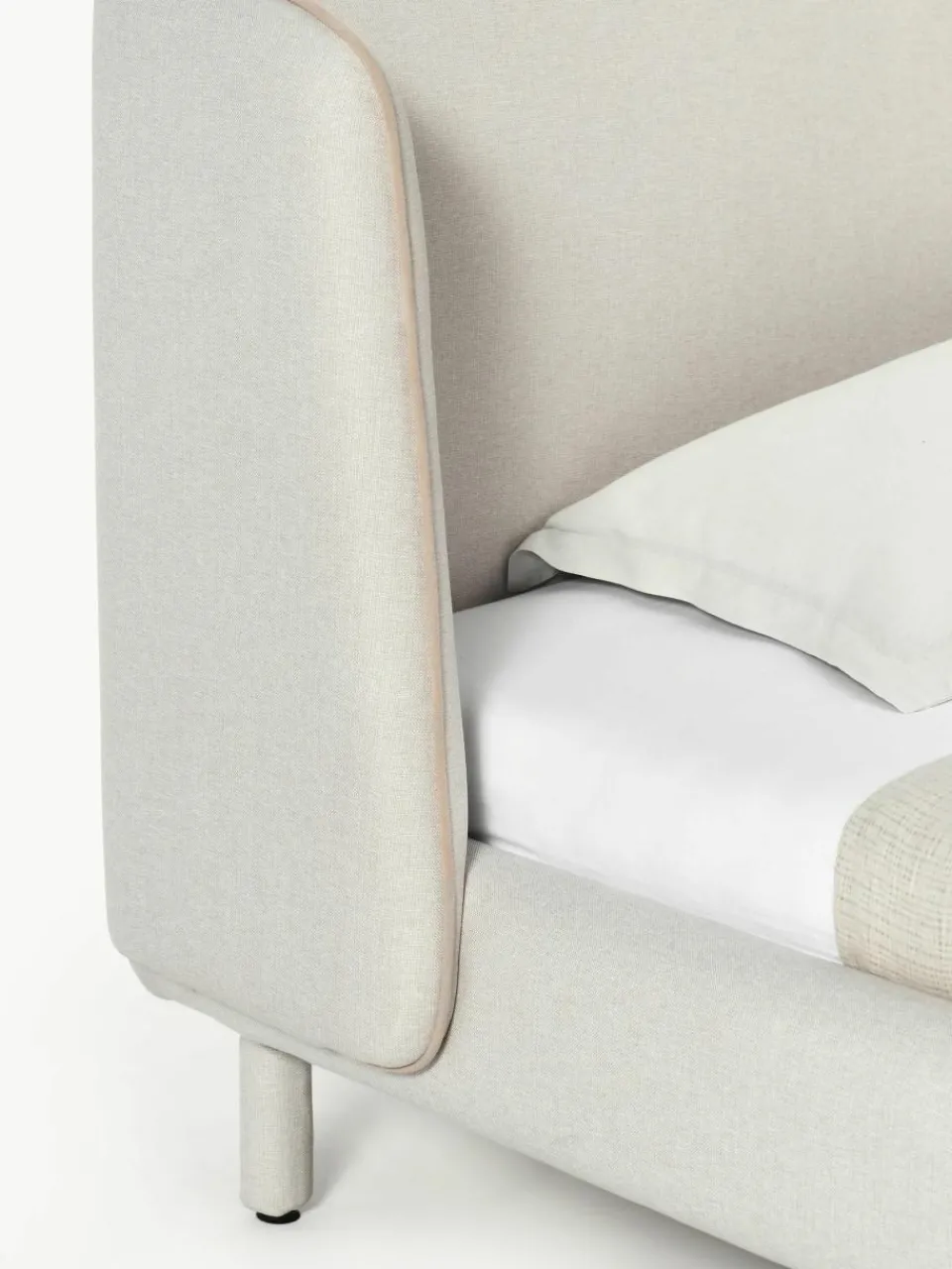 Gestoffeerd bed Luma met hoofdeinde^Westwing Collection Hot