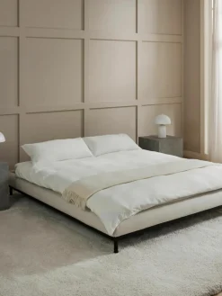 Gestoffeerd bed Meya^Westwing Collection Clearance