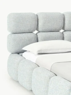 Gestoffeerd bed Tayla van bouclé met opbergruimte^Westwing Collection New