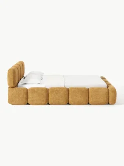Gestoffeerd bed Tayla van teddy bouclé^Westwing Collection Hot
