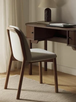 Gestoffeerde stoel Julie van essenhout^Westwing Collection Clearance