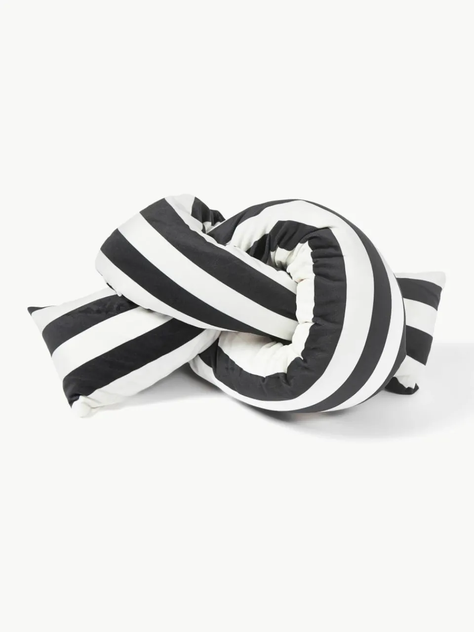 Gestreept fluwelen sierkussen Knot^Westwing Collection New