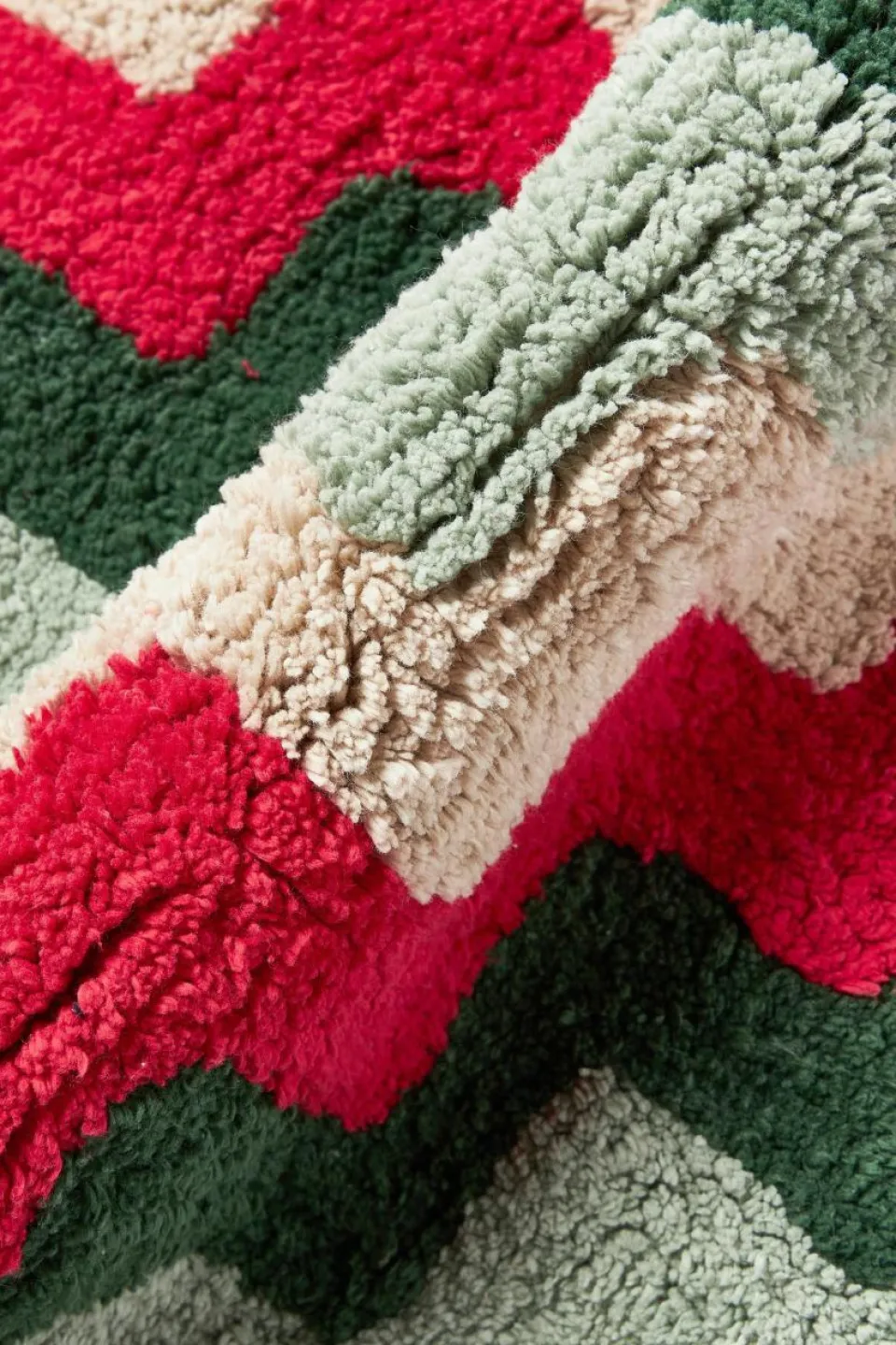 Getufte dubbelzijdige kussenhoes Nathaniel met winters motief^Westwing Collection Fashion