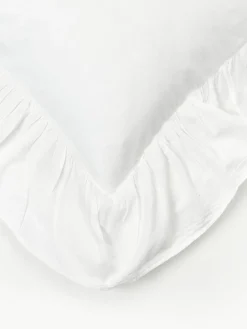 Gewassen katoenen perkal kussensloop Louane met ruches^Westwing Collection Clearance