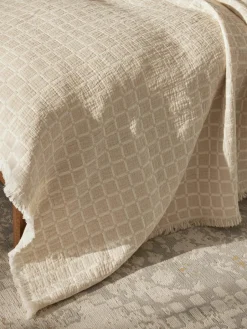 Gewassen mousseline bedsprei Ronia met franjes^Westwing Collection New