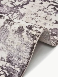 Glanzend laagpolig vloerkleed Cordoba met franjes^Westwing Clearance