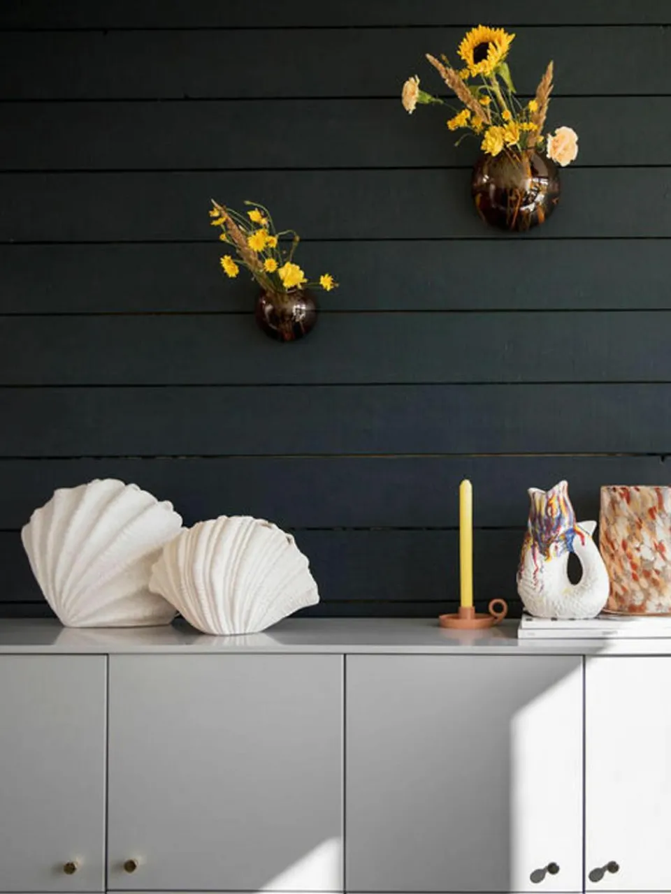Grote design vaas Shell in schelp vorm, H 21 cm^Byon Best