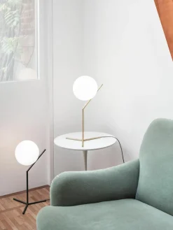 Grote dimbare tafellamp IC Lights, mondgeblazen^Flos Discount