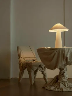 Grote tafellamp Ilena van linnen^Westwing Collection Hot