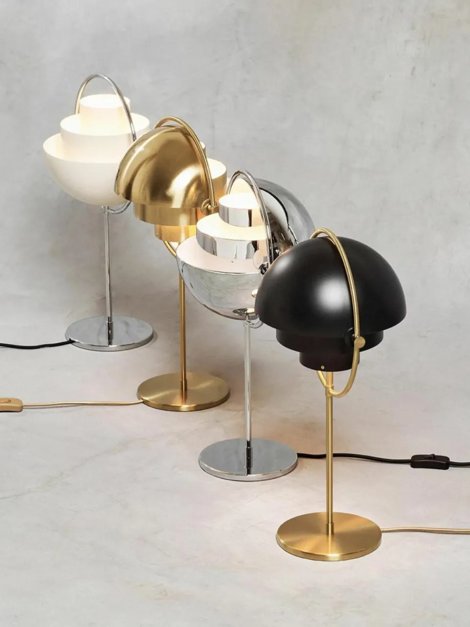 Grote verstelbare tafellamp Multi-Lite^GUBI Discount