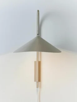 Grote wandlamp Arum met stekker, verstelbaar^ferm LIVING Online