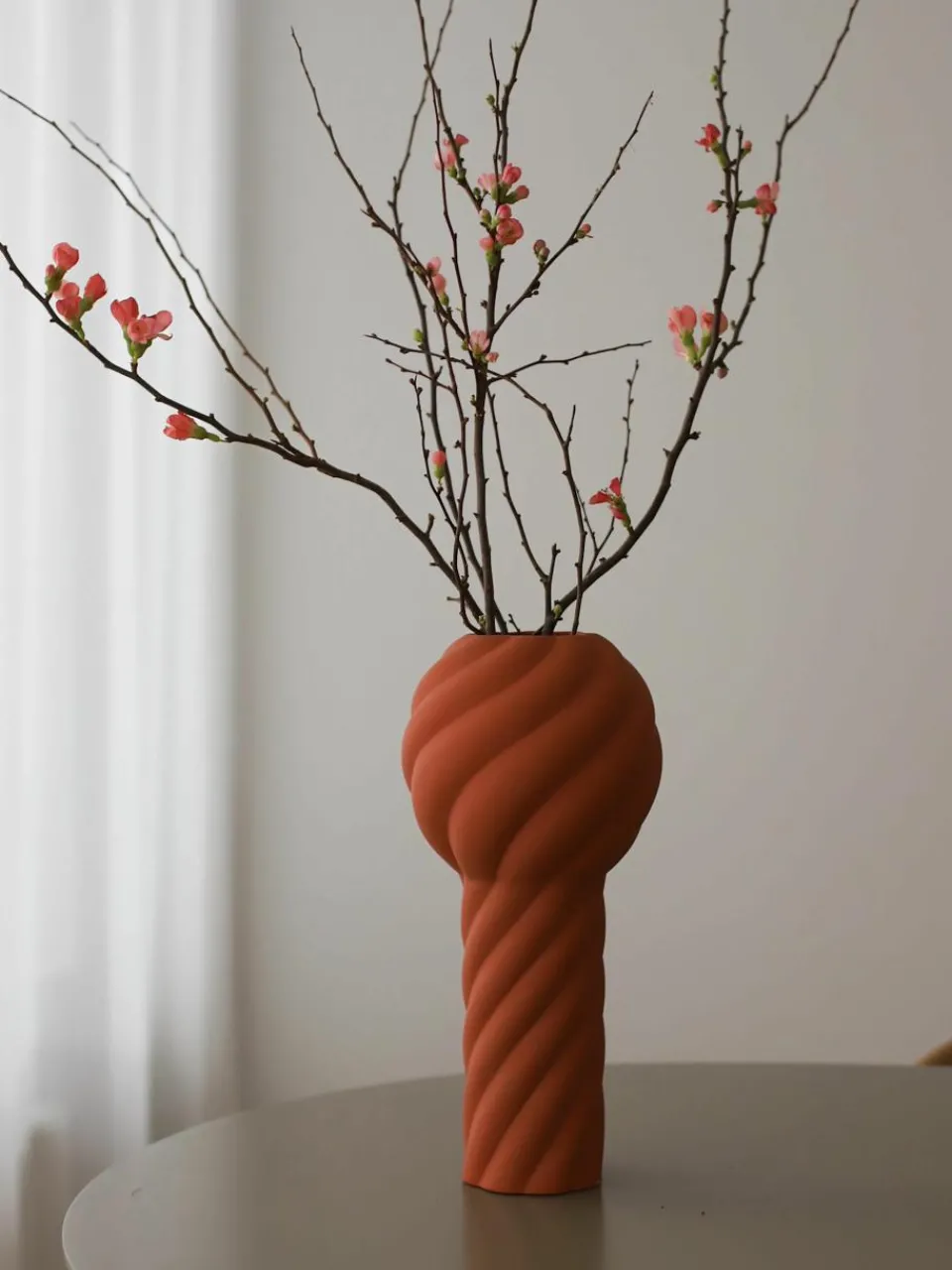 Handbeschilderde keramische vaas Twist Pillar, H 34 cm^Cooee Design Online