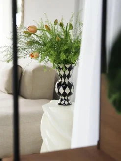 Handbeschilderde vaas Rhombic, H 30 cm^&k Amsterdam Sale