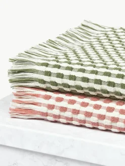 Handdoek Juniper met hoog-laag structuur, in verschillende formaten^Westwing Collection Fashion