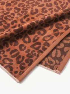 Handdoek Leo in verschillende formaten^Westwing Collection New