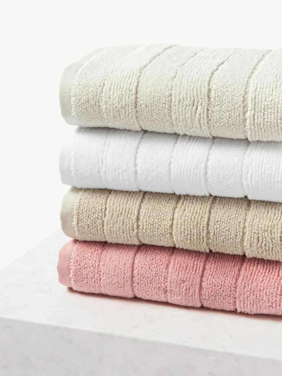 Handdoek Luxe met gestreepte rand, in verschillende formaten^Westwing Collection Fashion