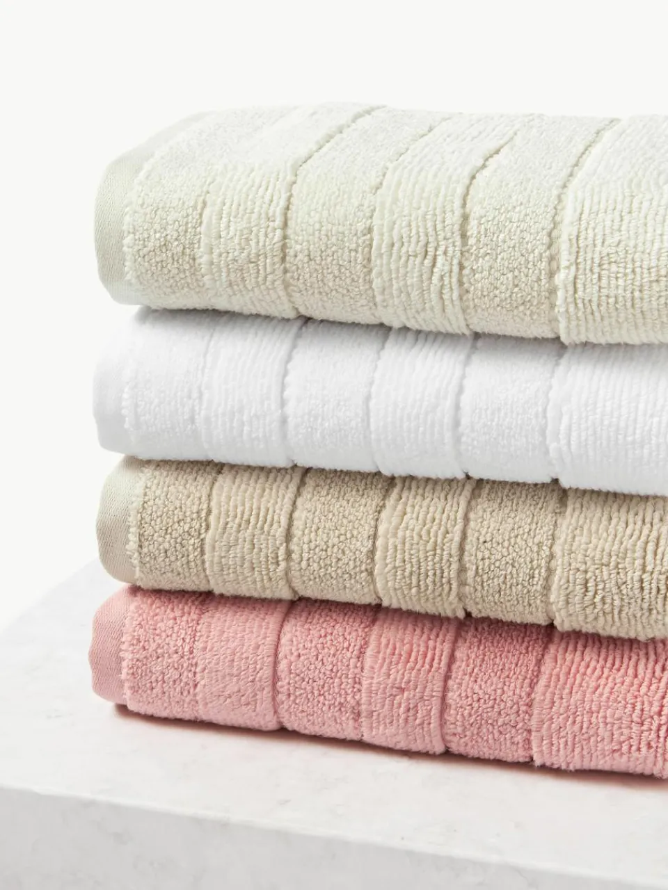 Handdoek Luxe met gestreepte rand, in verschillende formaten^Westwing Collection Sale