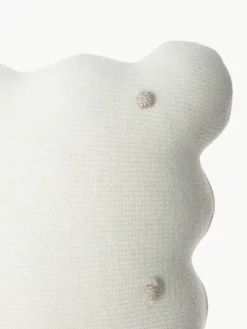 Handgeborduurd katoenen knuffelkussen Biscuit^Lorena Canals Online