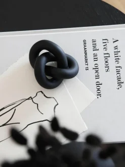 Handgemaakt decoratief object Knot, H 6 cm^Cooee Design Hot