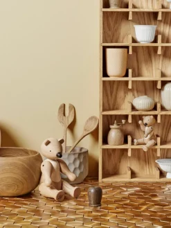 Handgemaakt decoratief object Bär van eikenhout^KAY BOJESEN Best