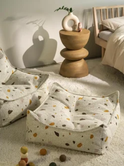 Handgemaakt kindervloerkussen Sugar van bouclé^Wigiwama Outlet