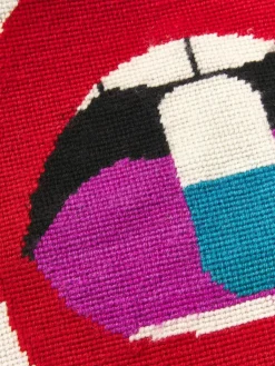 Handgemaakt wollen sierkussen Full Dose met lippenmotief^Jonathan Adler Online