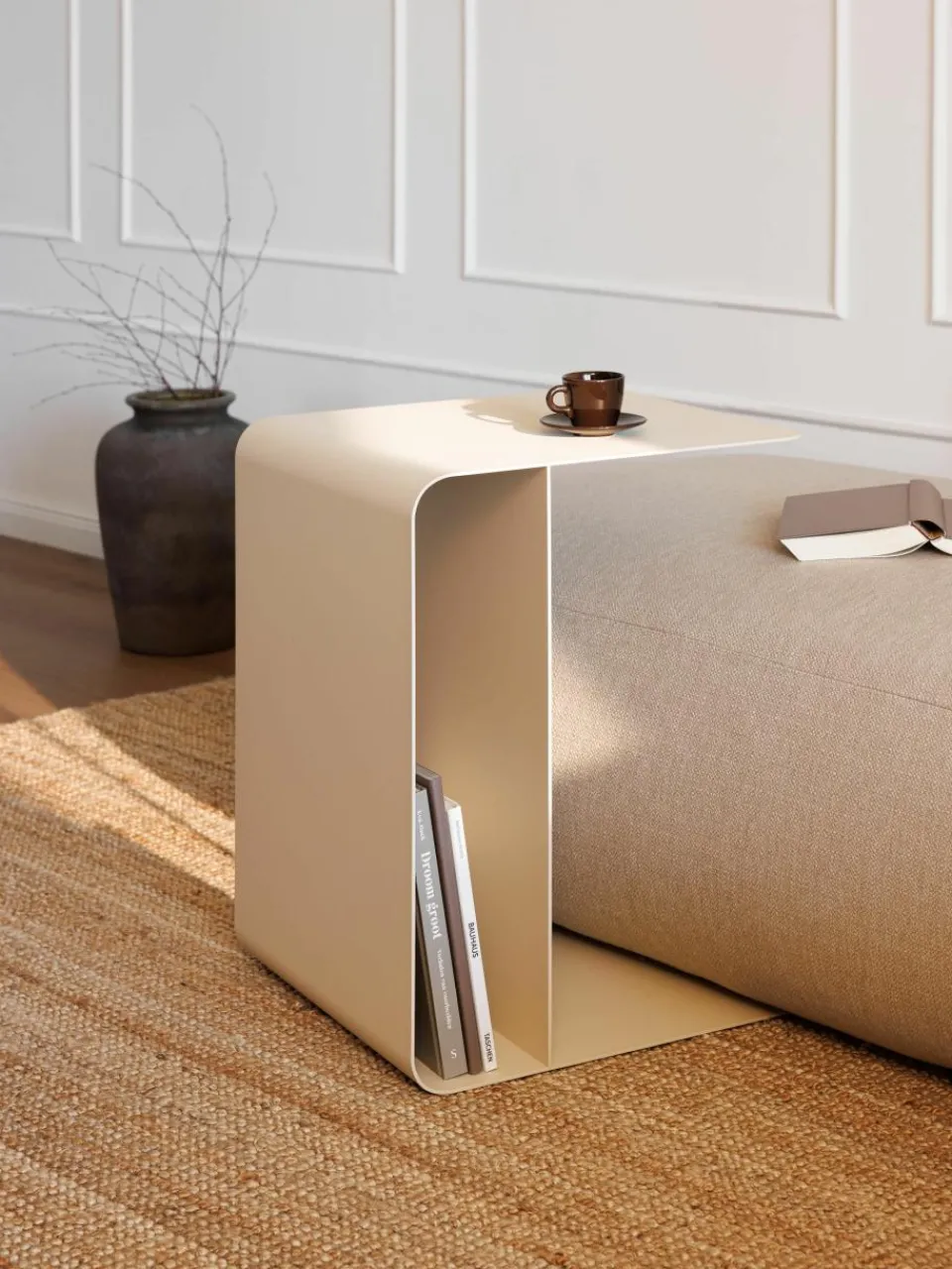 Handgemaakte bijzettafel Cosmo^Metallbude Discount