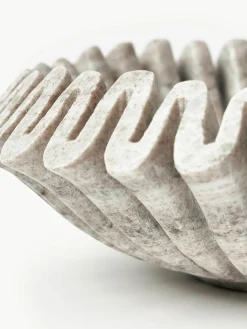 Handgemaakte decoratieve schaal Santorini van marmer, Ø 31 cm^Westwing Collection New