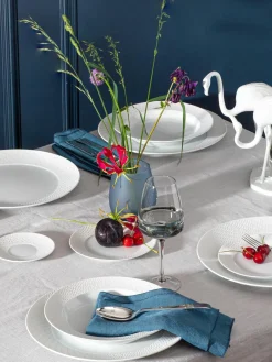 Handgemaakte dinerborden No. 41 van porselein, 2 stuks^Meissen Best