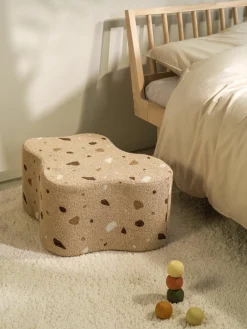 Handgemaakte kinderpoef Cloud van bouclé^Wigiwama Discount