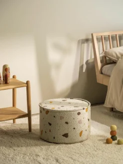Handgemaakte kinderpoef Sugar van bouclé, Ø 40 cm^Wigiwama Online