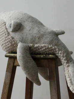 Handgemaakte knuffelkussen Whale^BigStuffed Outlet