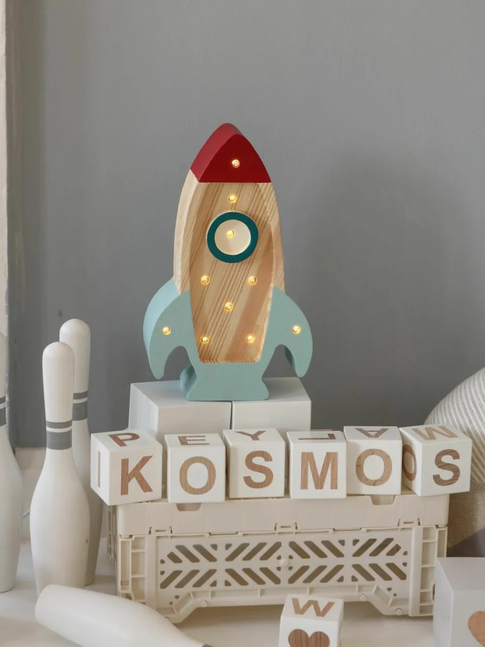 Handgemaakte LED-kinderlamp Space Rocket Mini met timerfunctie en afstandsbediening, dimbaar^Little Lights Sale