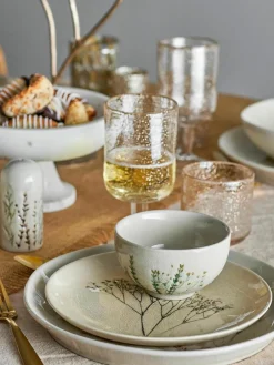 Handgemaakte ontbijtset Bea met grasmotief, 4 personen (12-delig)^Bloomingville Outlet