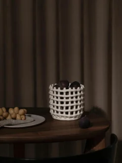 Handgemaakte opbergmand Nalan van keramiek, H 15 cm^ferm LIVING Clearance