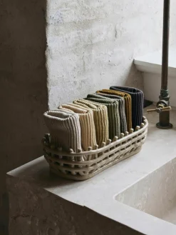 Handgemaakte opbergmand Nalan van keramiek^ferm LIVING Hot