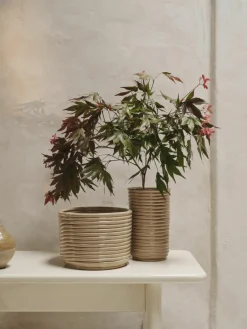 Handgemaakte plantenpot Corduroy^ferm LIVING Outlet