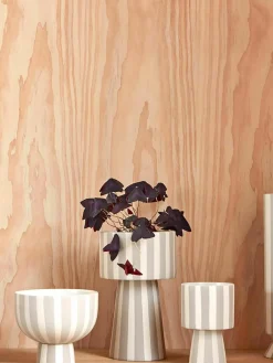 Handgemaakte plantenpot Toppu, H 24 cm^Oyoy Living Design Outlet