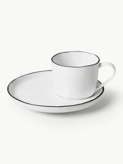 Handgemaakte porseleinen espressokopje Salt met schoteltje^Broste Copenhagen Sale