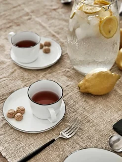 Handgemaakte porseleinen espressokopje Salt met schoteltje^Broste Copenhagen Sale