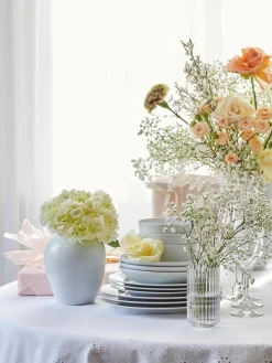 Handgemaakte porseleinen vaas Rhombe, H 17 cm^Lyngby Porcelaen Fashion
