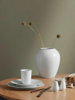 Handgemaakte porseleinen vaas Rhombe, H 25 cm^Lyngby Porcelaen Best