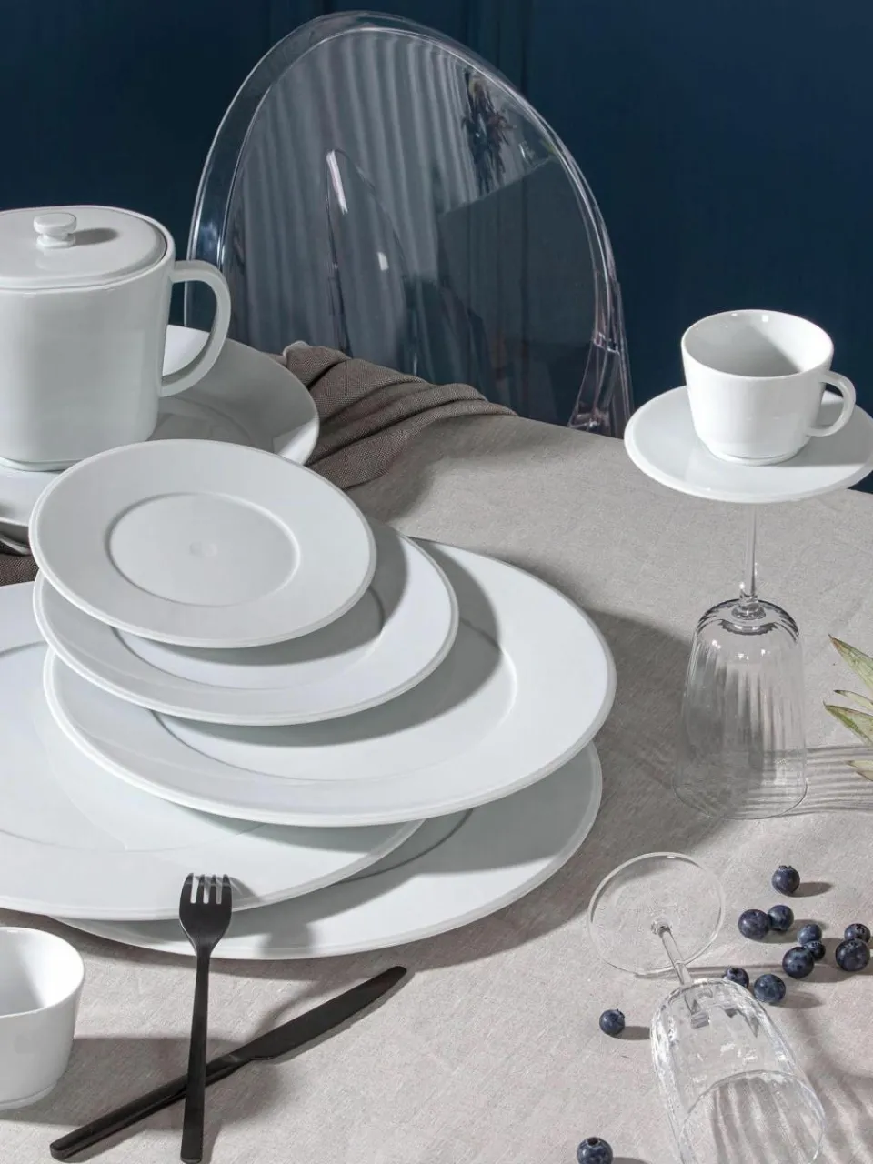 Handgemaakte porseleinen espressokopjes Vitruv met schoteltjes, 2 stuks^Meissen Best