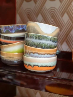 Handgemaakte schalen 70's van keramiek, 4-delig^HKLIVING New