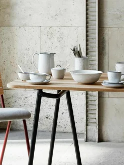 Handgemaakte theekopje Nordic Sand met schoteltje^Broste Copenhagen Online