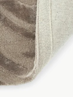 Handgetuft kortpolig vloerkleed Winola met hoog-laag structuur^Westwing Collection Clearance