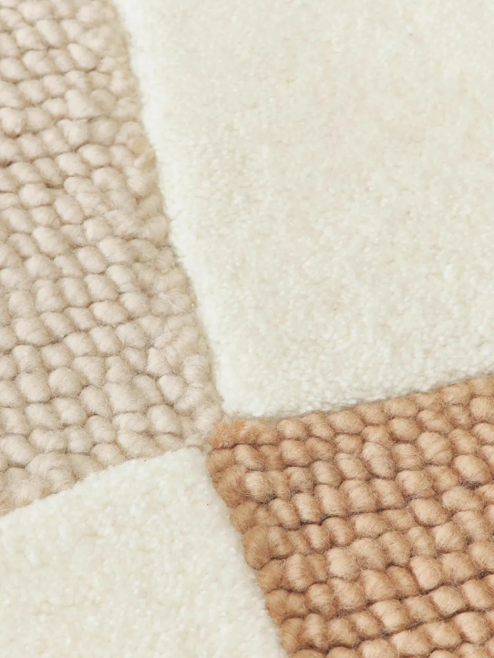 Handgetuft wollen vloerkleed Corin met hoog-laag structuur^Westwing Collection Hot