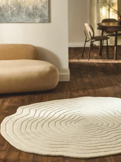 Handgetuft wollen vloerkleed Niria in organische vorm^Westwing Collection Outlet
