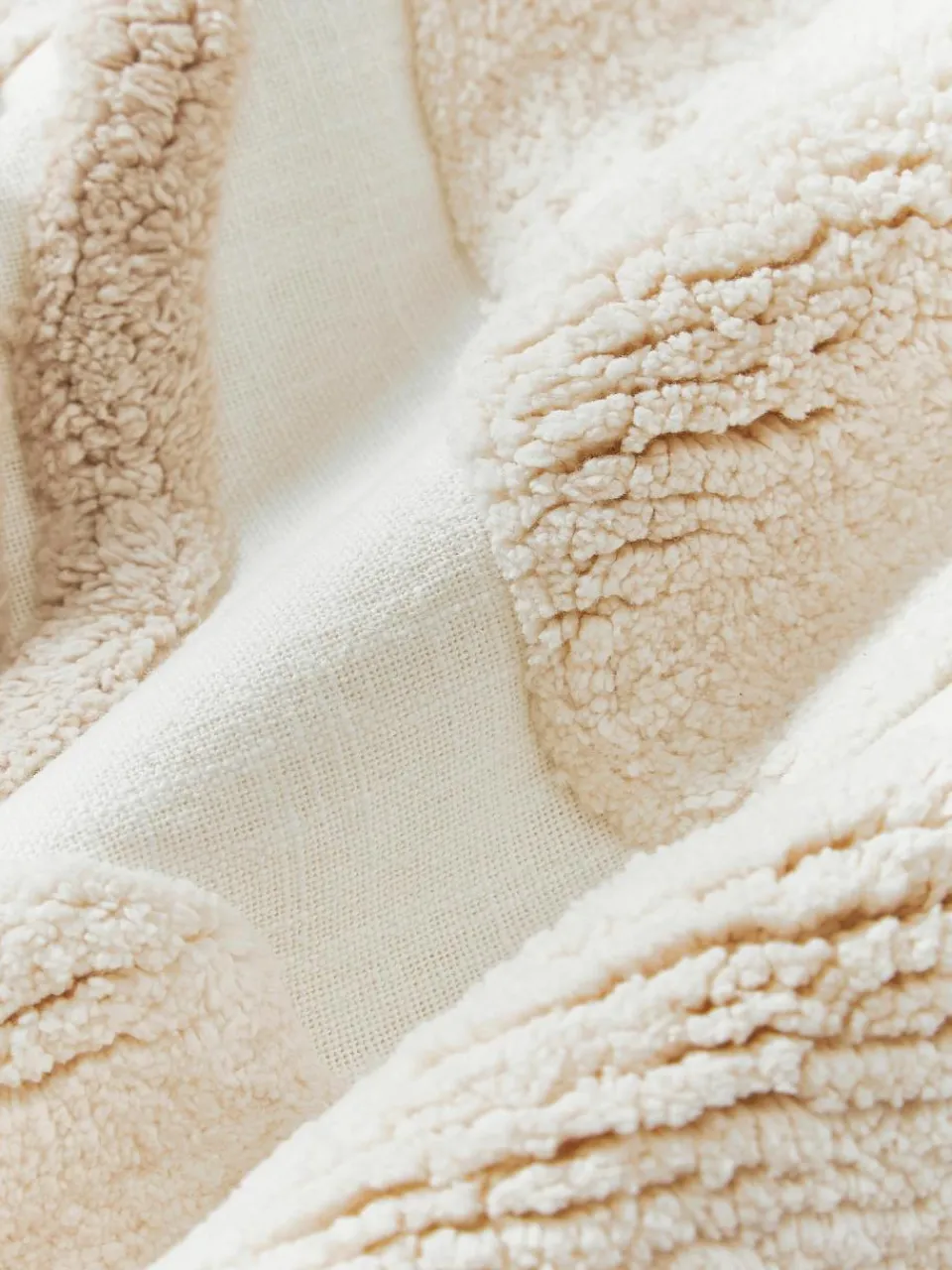 Handgetufte kussenhoes Coraline met decoraties^Westwing Collection Hot